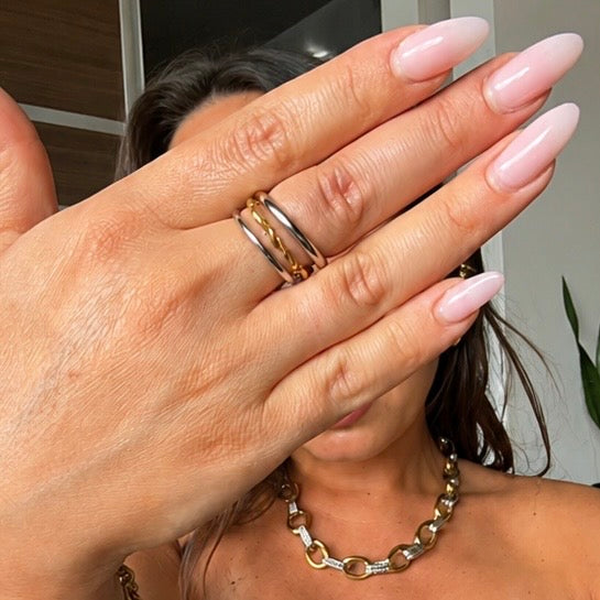 Atelier ring
