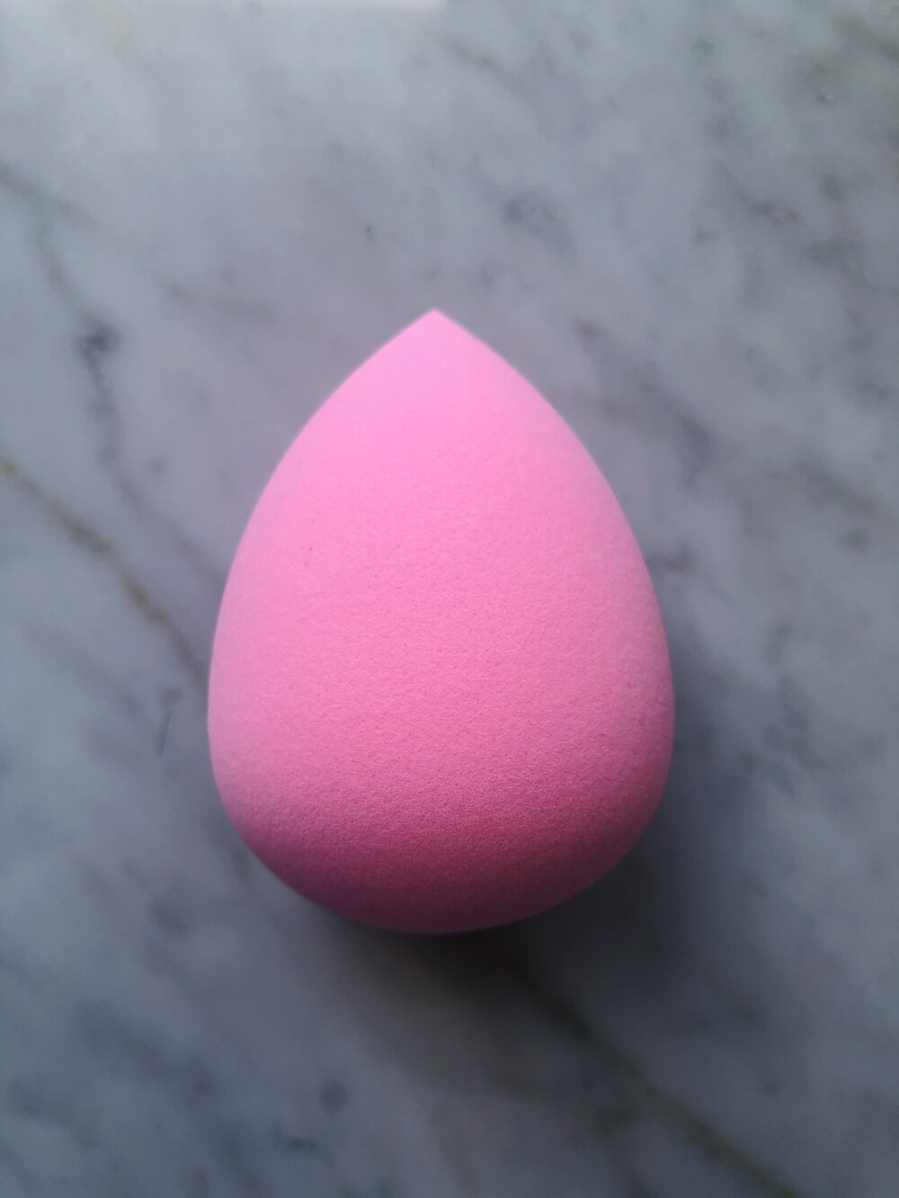 bubble gum pink makeup blender